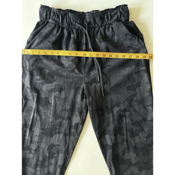 Lululemon Heritage 365 Joggers Pants Women 6 Camo Deap Coal Full Length Pockets - Picture 6 of 10